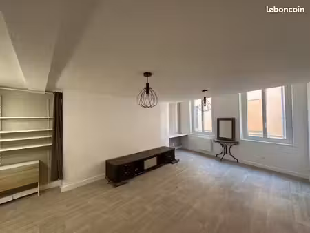 appartement 2 pièces 56 m²