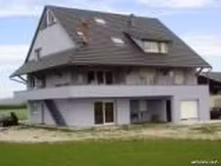 nambsheim grand f2 rez de chaussée  endroit calme