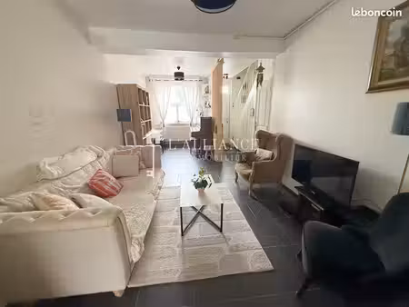 maison 5 pièces 80 m²