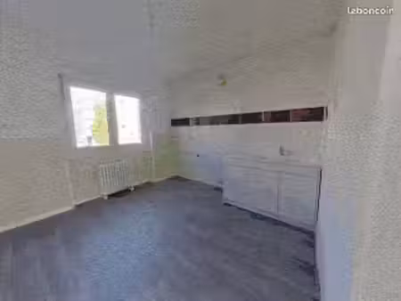 bel appartement f4 à louer