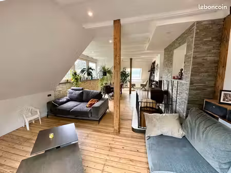 magnifique appartement 145 m² – jardin 1 500 m² – garage 65 m² – vue panoramique