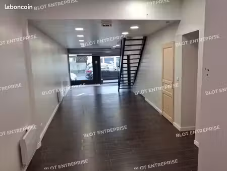 local commercial 100 m²