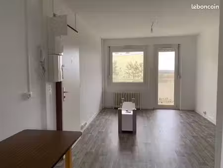 appartement lumineux en rez-de-chaussée | à louer