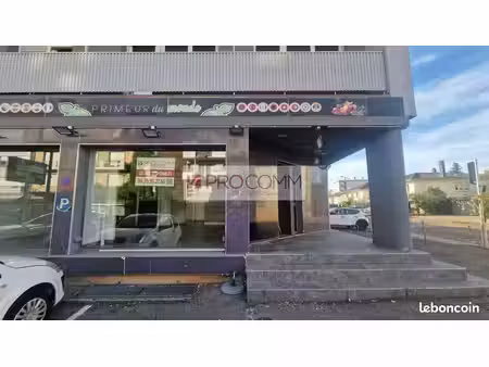 local commercial 125 m²