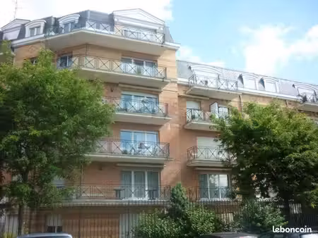 studio 1 pièce 23 m²