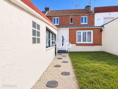 maison 4 pièces 70 m²