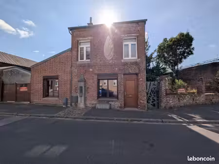 maison 6 pièces 110 m²