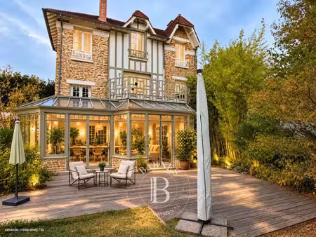 maison de luxe à vendre dans le quartier la varenne
