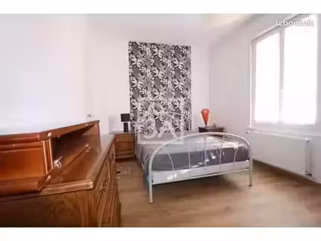 maison 6 pièces 104 m²