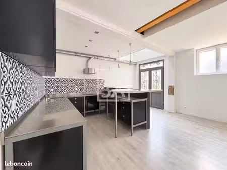 maison 5 pièces 141 m²