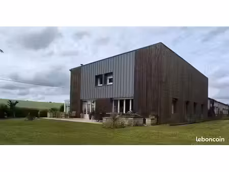 maison 237 m² + dépôt pro 292 m² sur 3 6 ha – flavacourt