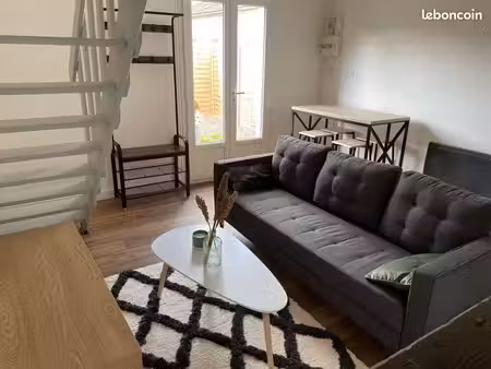 appartement t2 avec cours et parking