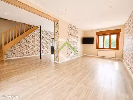 maison 6 pièces 145 m²