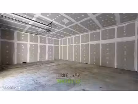 local commercial 80 m²