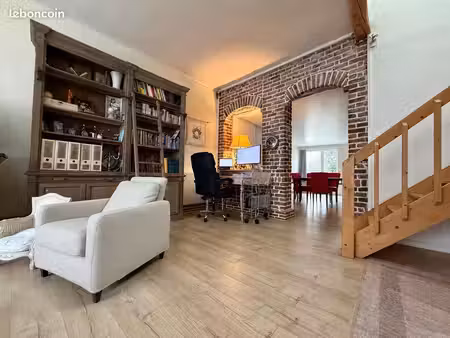 maison 5 pièces 158 m²