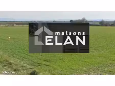 terrain 1 000 m² clerlande