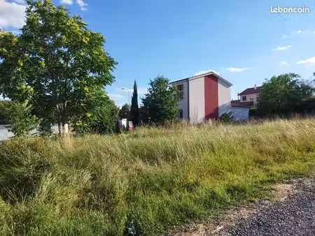 terrain 759m² viabilisé - cournon zone les coteaux -