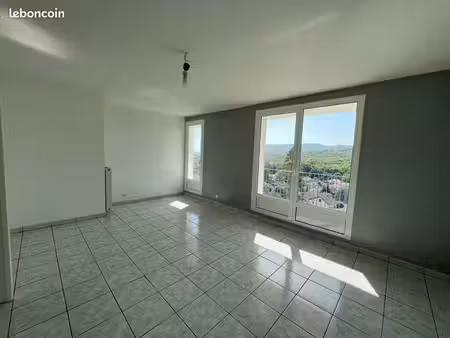 beaumont  4 pièces 70 m2