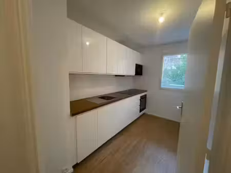 location appartement 3 pièces 63.69 m² à massy (91300)  1 200 €