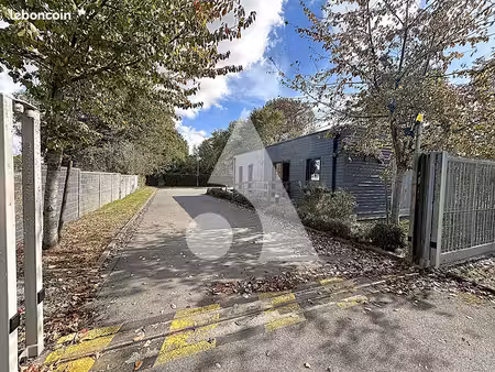 local commercial 82 m² maubeuge