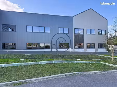 bureaux 713 m² tourcoing