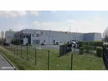 local d'activité 5 392 m²
