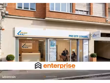 local commercial 126 m²