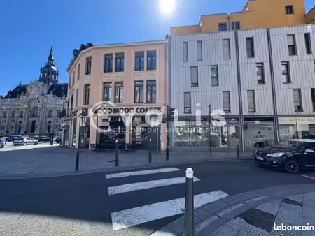 local commercial 125 m²