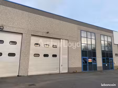 local industriel 411 m²