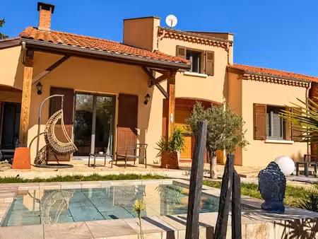 maison individuelle rénovée - 142m2 - terrain 1085m2 - saint-yvoine