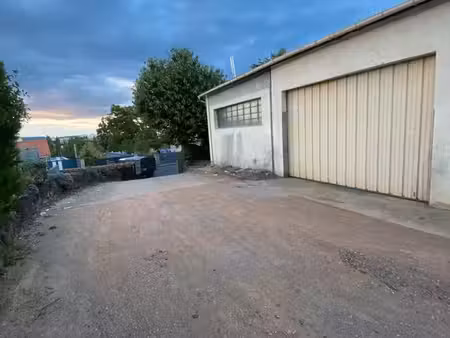 locale commercial 120 m2