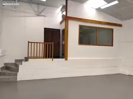 atelier entrepôt hangar à louer