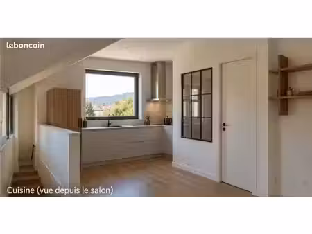 appartement sous les toits – hendaye  quartier du port – rénovation en cours