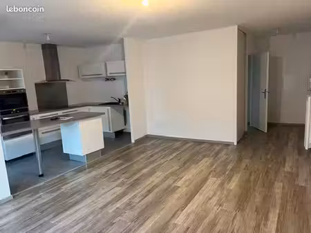 appartement t3 arroussets