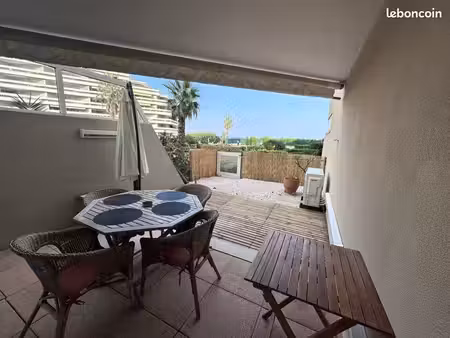 à louer de septembre à juin front mer