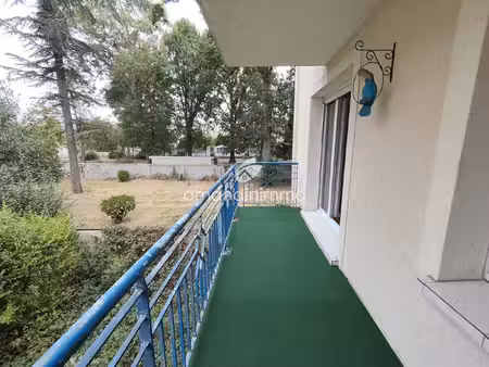 appartement 3 pièces avec balcon  cave et parking à cesson