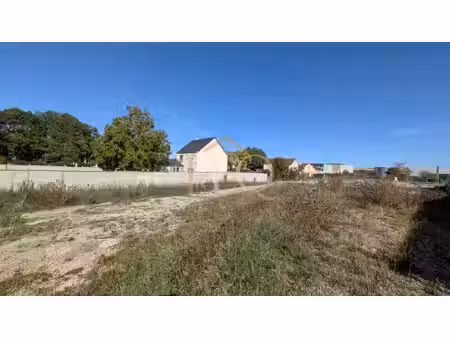terrain à vendre de 702 m² proche de cherisy (28) - 90 000 €