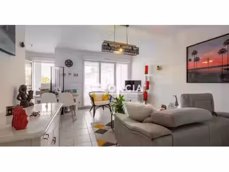 appartement t2 avec terrasse
