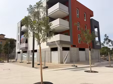 peronnas t3 neuf avec terrasse et garage double