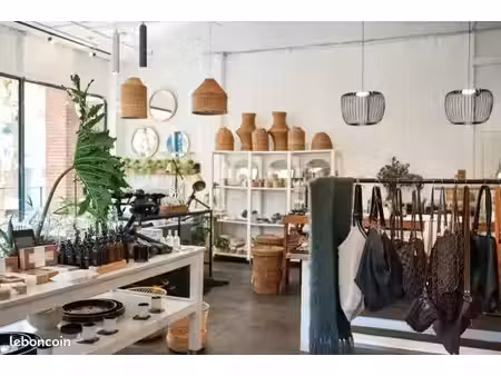 local commercial 60 m²
