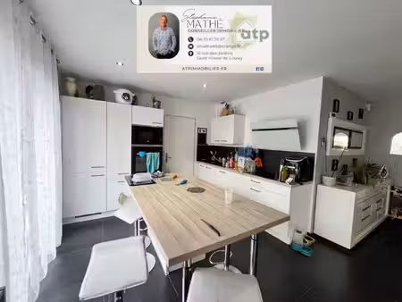maison de 2017 - 4 ch + bureau / garage / terrain de 539 m2