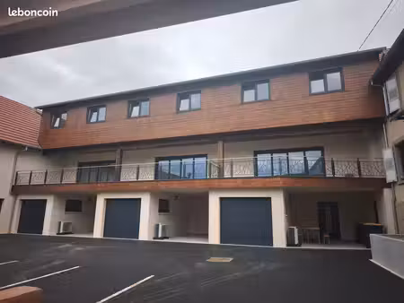 à louer – maison accolée neuve 120 m² – 3 chambres – terrasse 28 m² – garage individuel