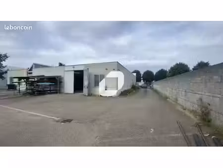 local d'activité 274 m²