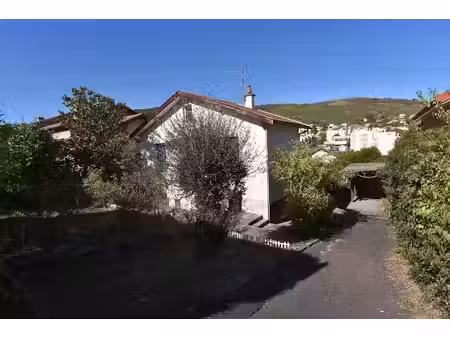 vente maison 5 pièces 114 m² à clermont-ferrand (63000)  195 000 €