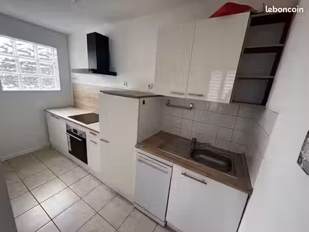 f3 à louer