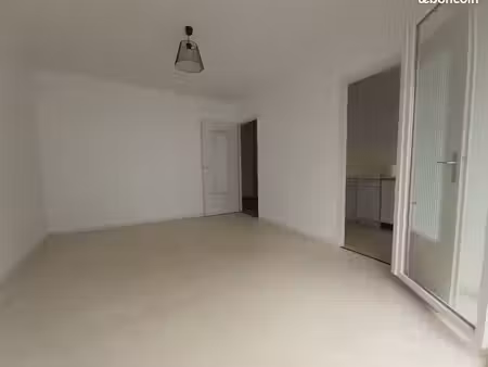 f1 bis de 29 m² avec balcon et cave – annemasse - quartier gare/chablais park