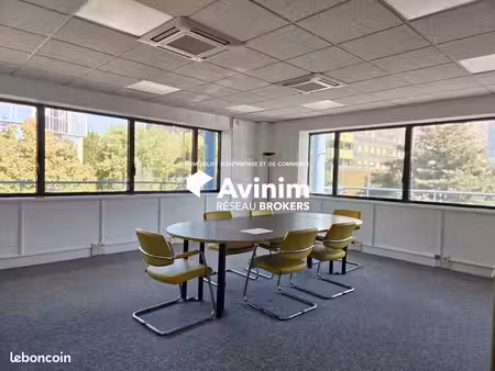 bureaux 749 m² archamps