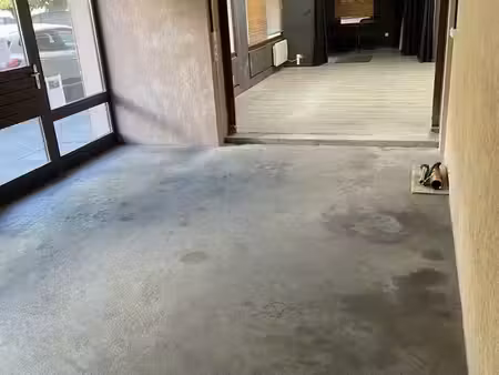 local commercial sallanches