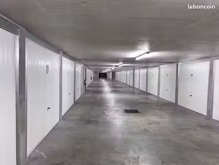 box fermé 15 m² – résidence les terrasses de l'étoile – annemasse  à 100 m du tram 17