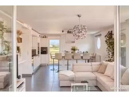 appartement 5 pièces 100 m²